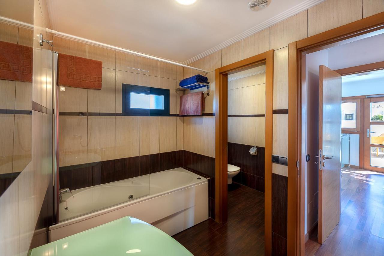 Villas Camelot By Escape Home Playa Blanca  Ngoại thất bức ảnh