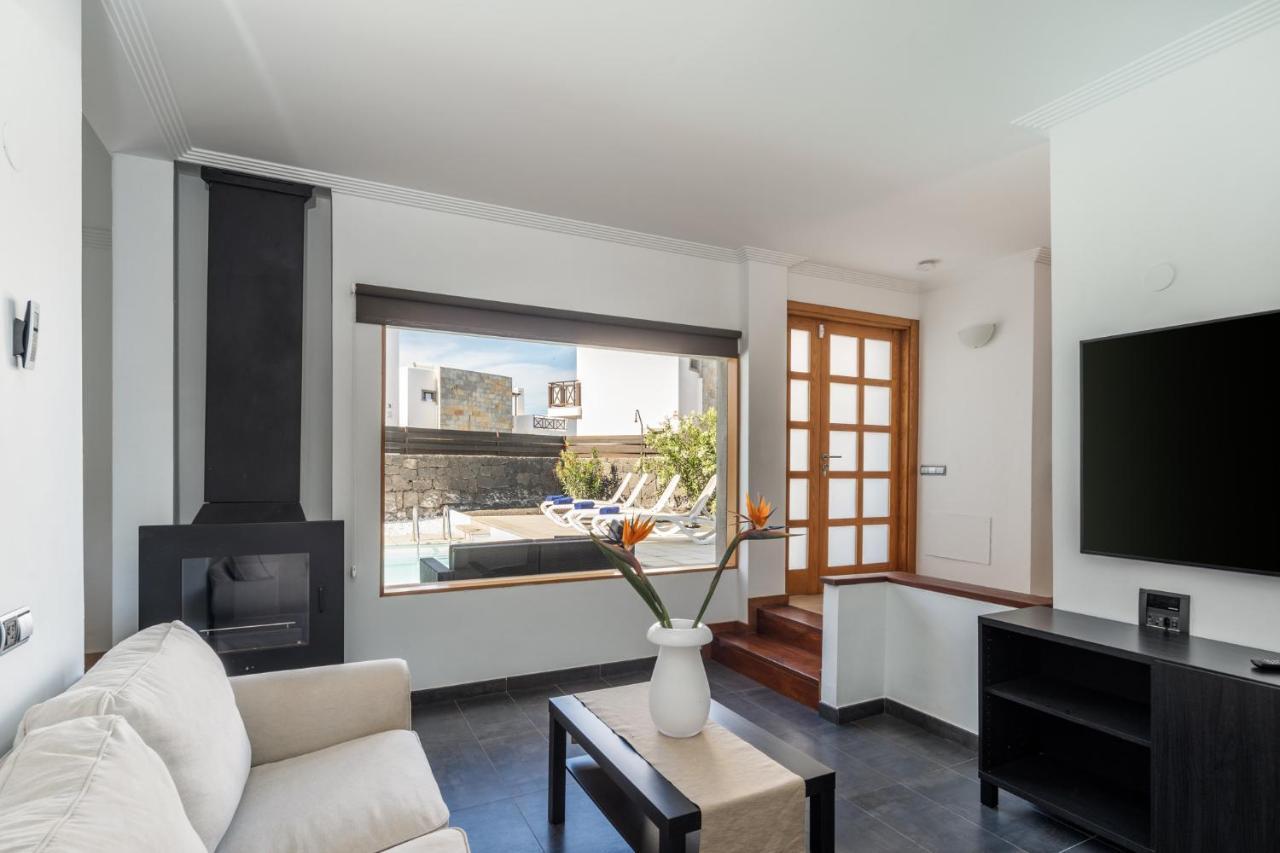 Villas Camelot By Escape Home Playa Blanca  Ngoại thất bức ảnh