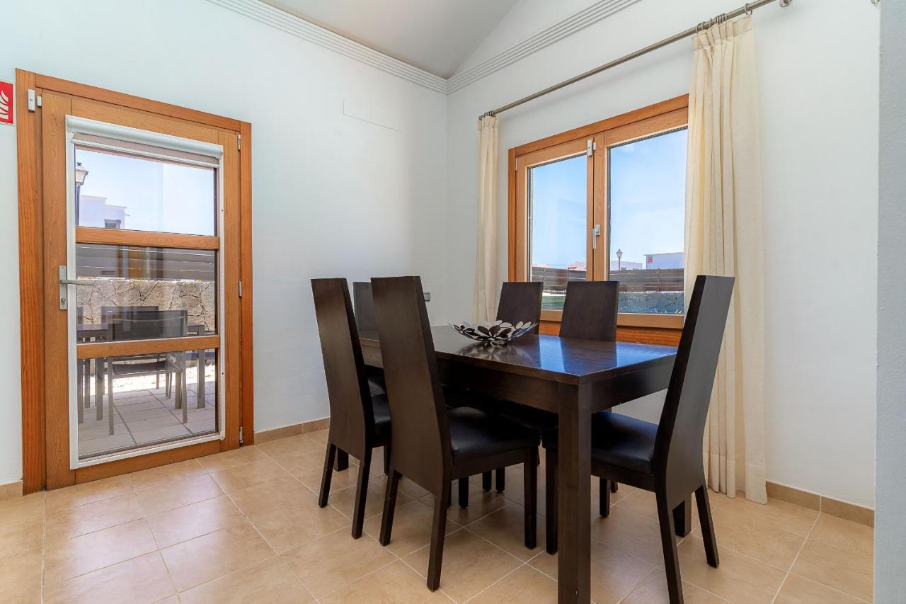 Villas Camelot By Escape Home Playa Blanca  Ngoại thất bức ảnh