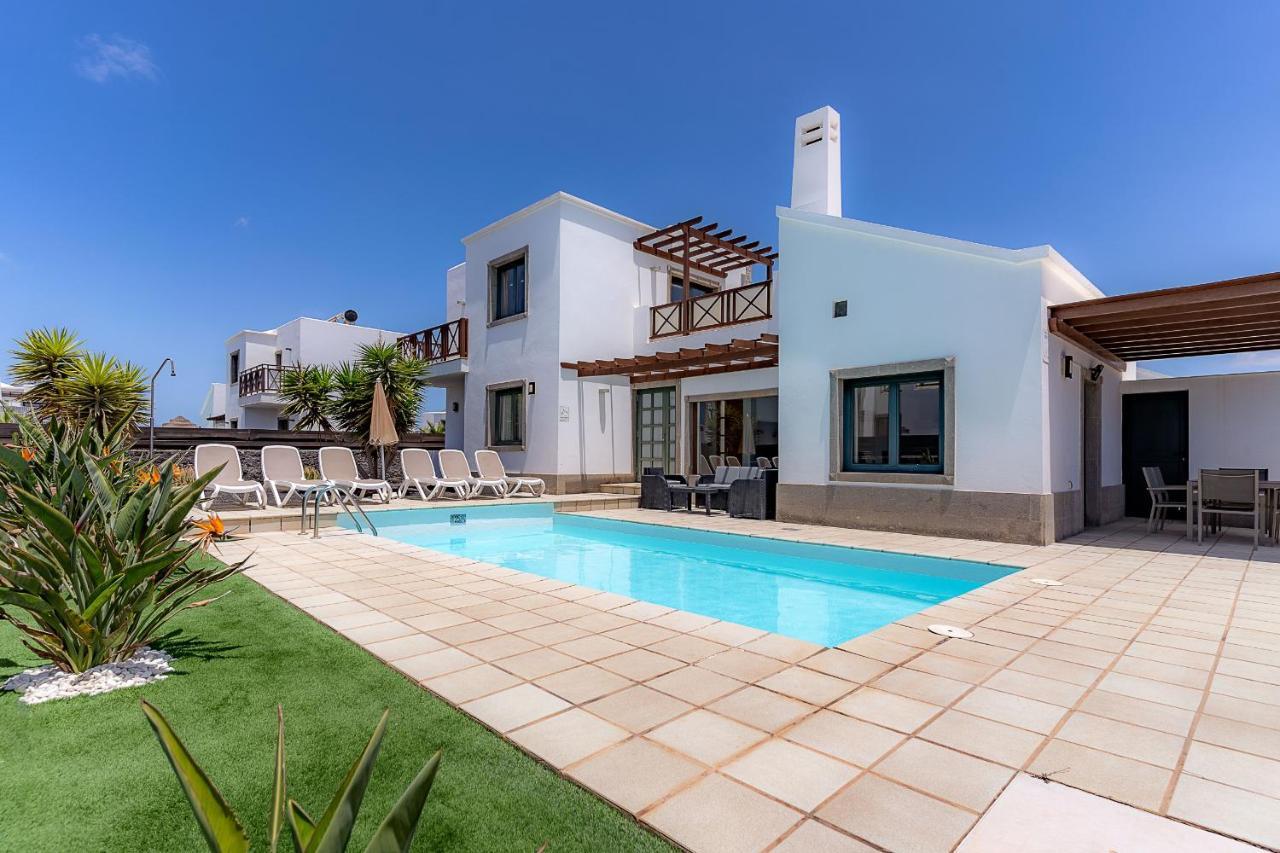Villas Camelot By Escape Home Playa Blanca  Ngoại thất bức ảnh
