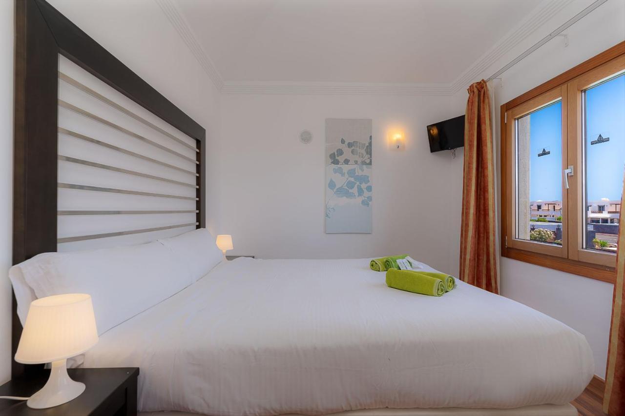 Villas Camelot By Escape Home Playa Blanca  Ngoại thất bức ảnh