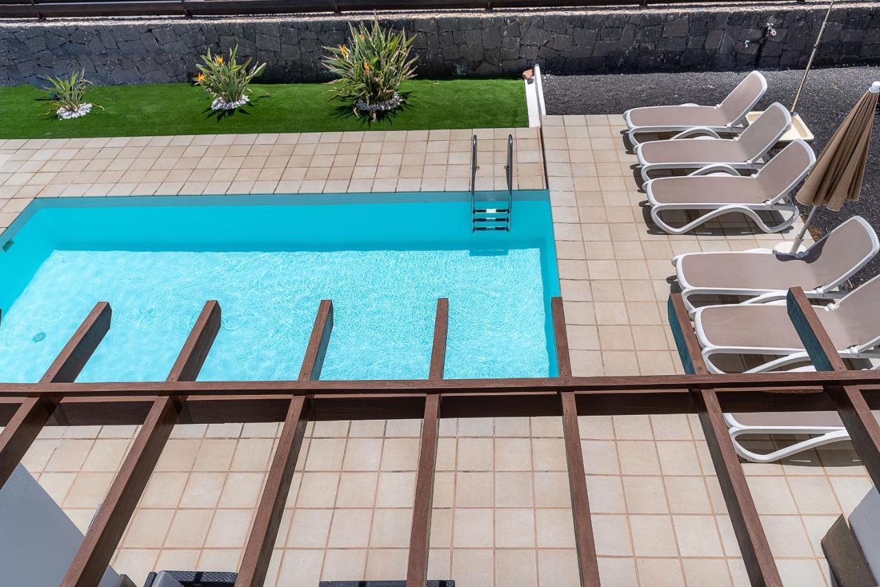 Villas Camelot By Escape Home Playa Blanca  Ngoại thất bức ảnh