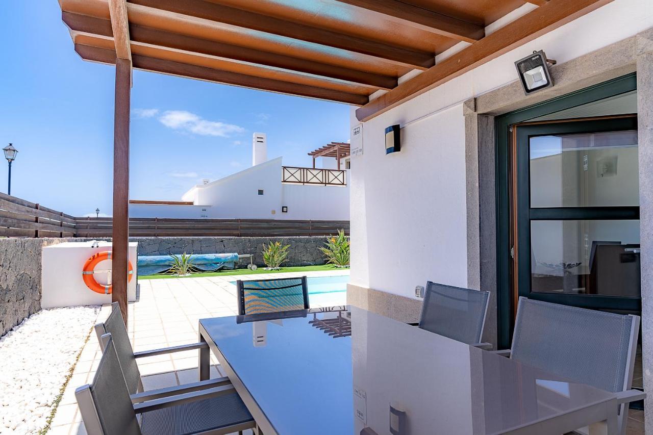 Villas Camelot By Escape Home Playa Blanca  Ngoại thất bức ảnh